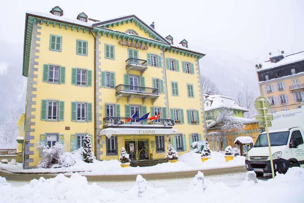 Casino Le Royal, Chamonix building